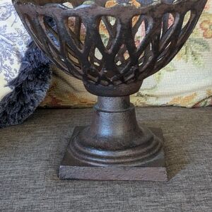 Elegant Vintage Heavy Brown Wrought Iron Decorative Bowl